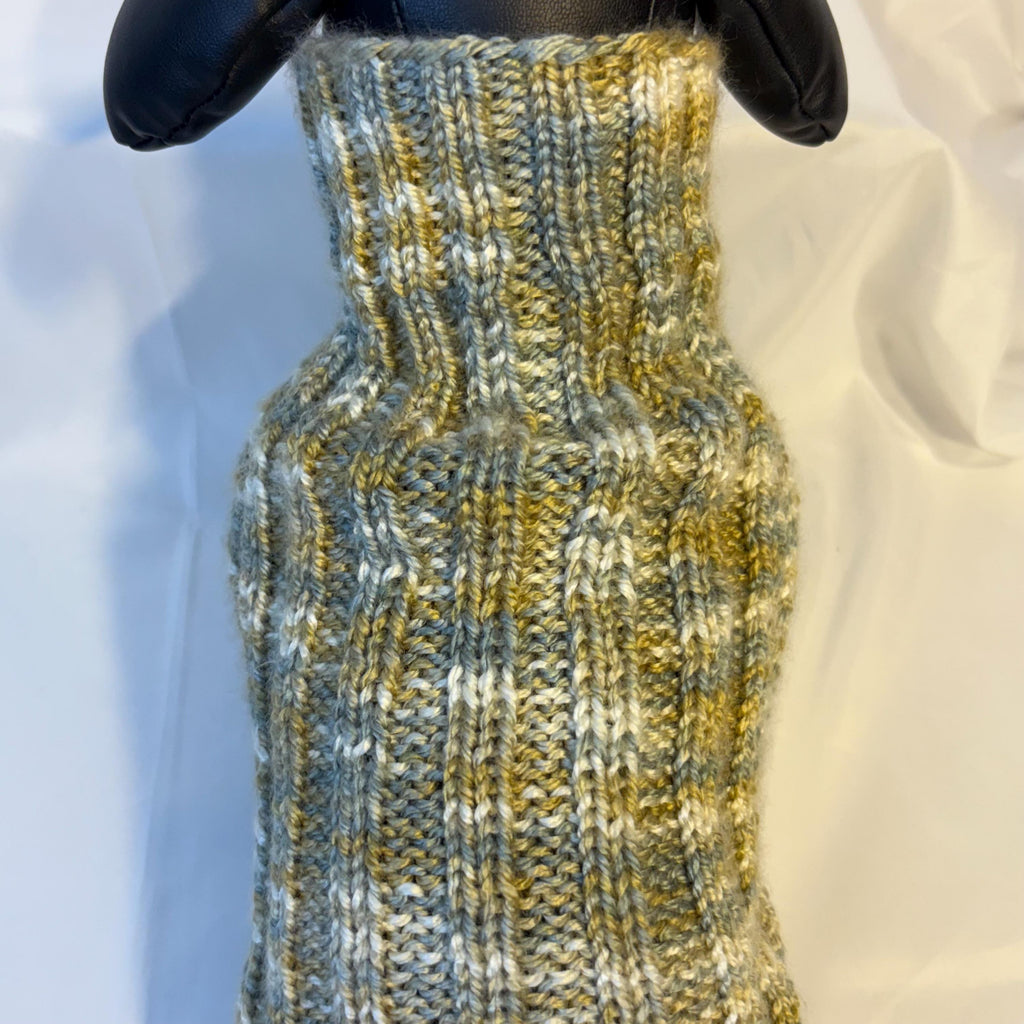 Dog (pet) sweater - Small 11-25 lbs