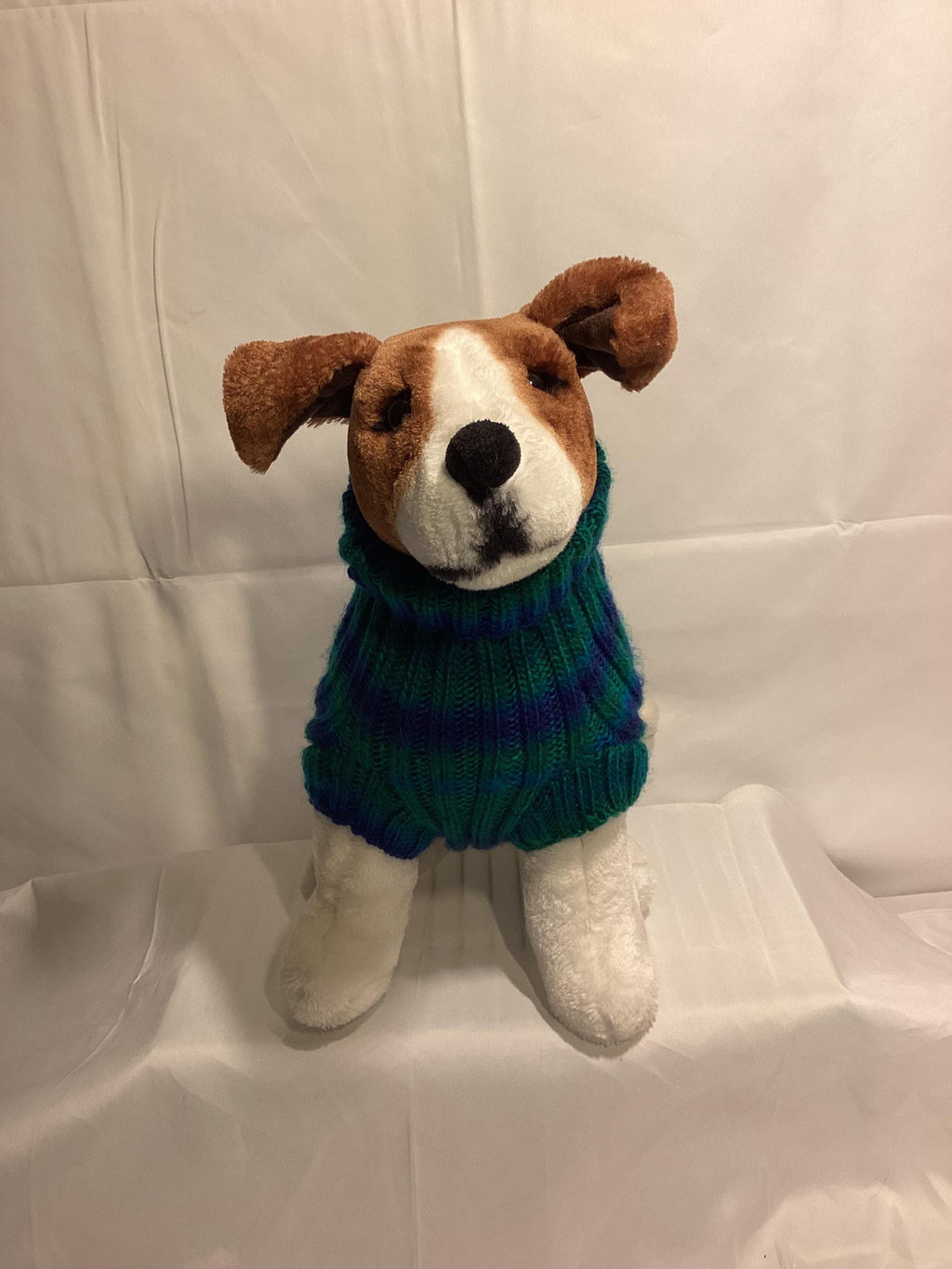 Dog (pet) sweater, Small (11-25 lbs)