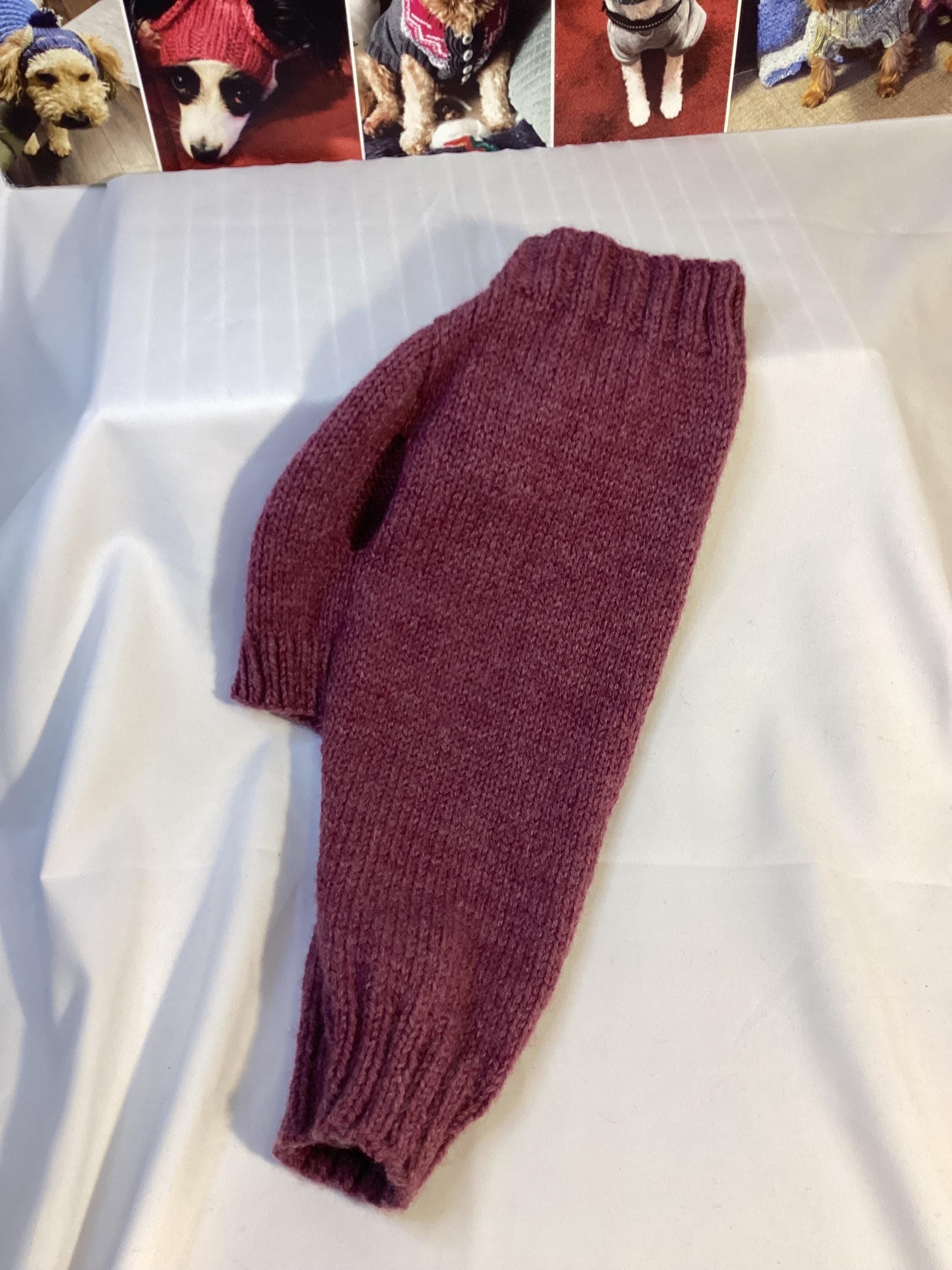 Dog (pet) Sweater, Large (41-70 lbs)