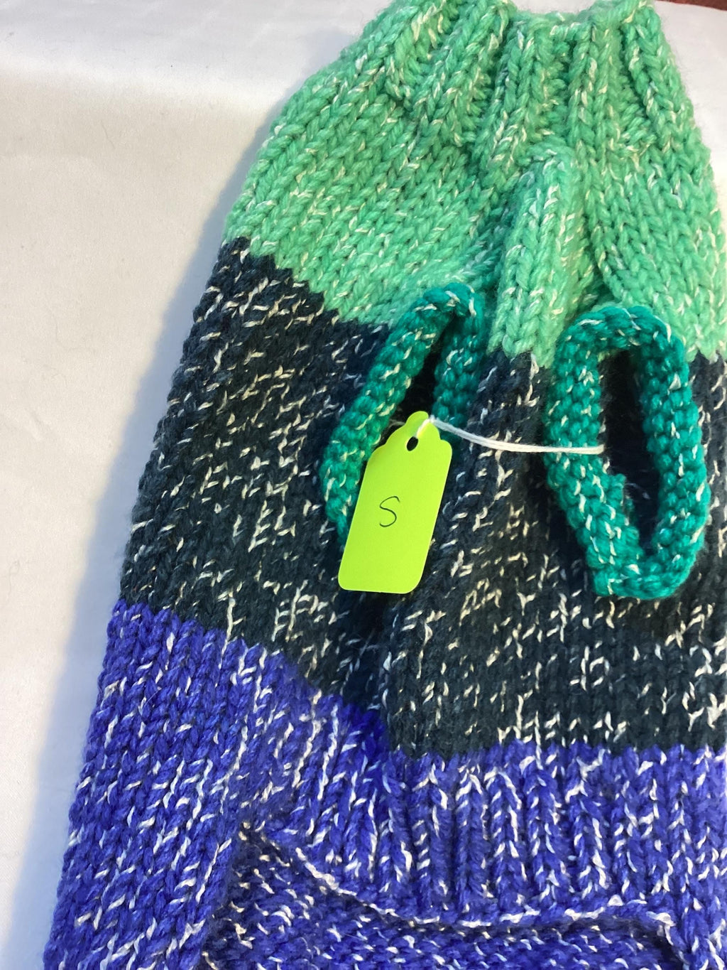 Dog (pet) sweater, Small (10-25 lbs)