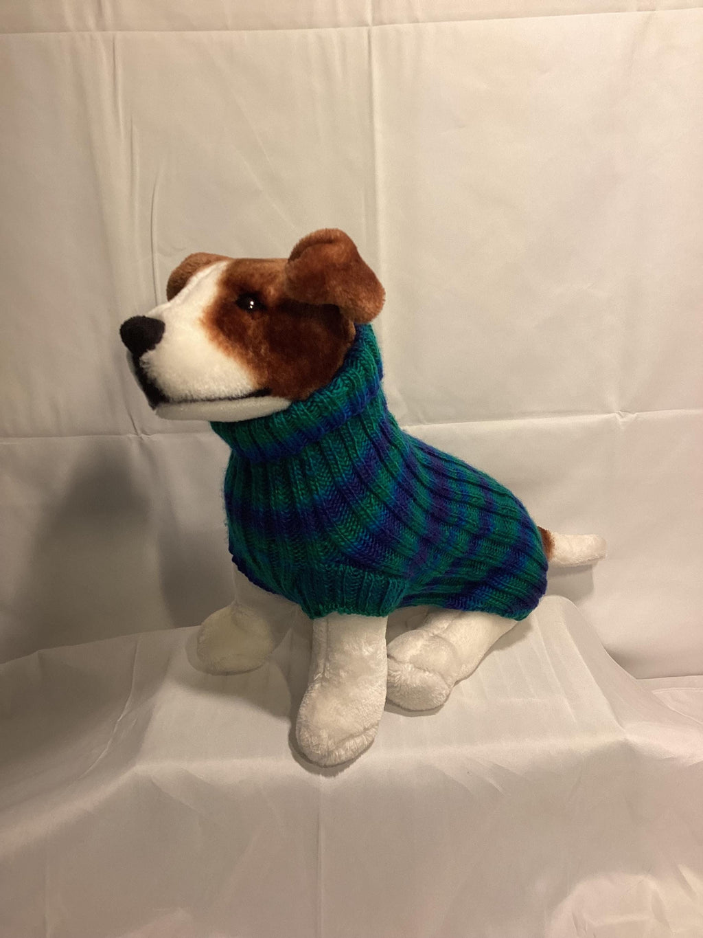 Dog (pet) sweater, Small (11-25 lbs)
