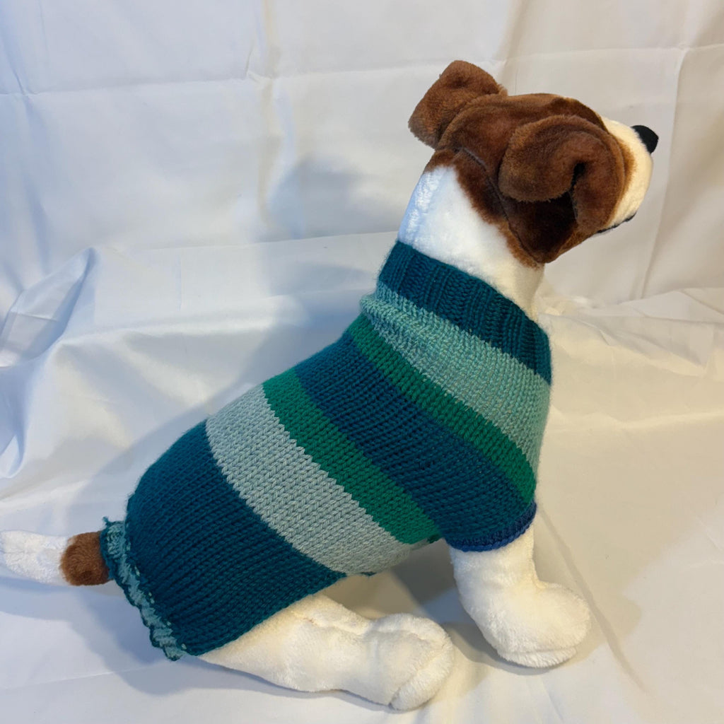 Dog (pet) sweater
