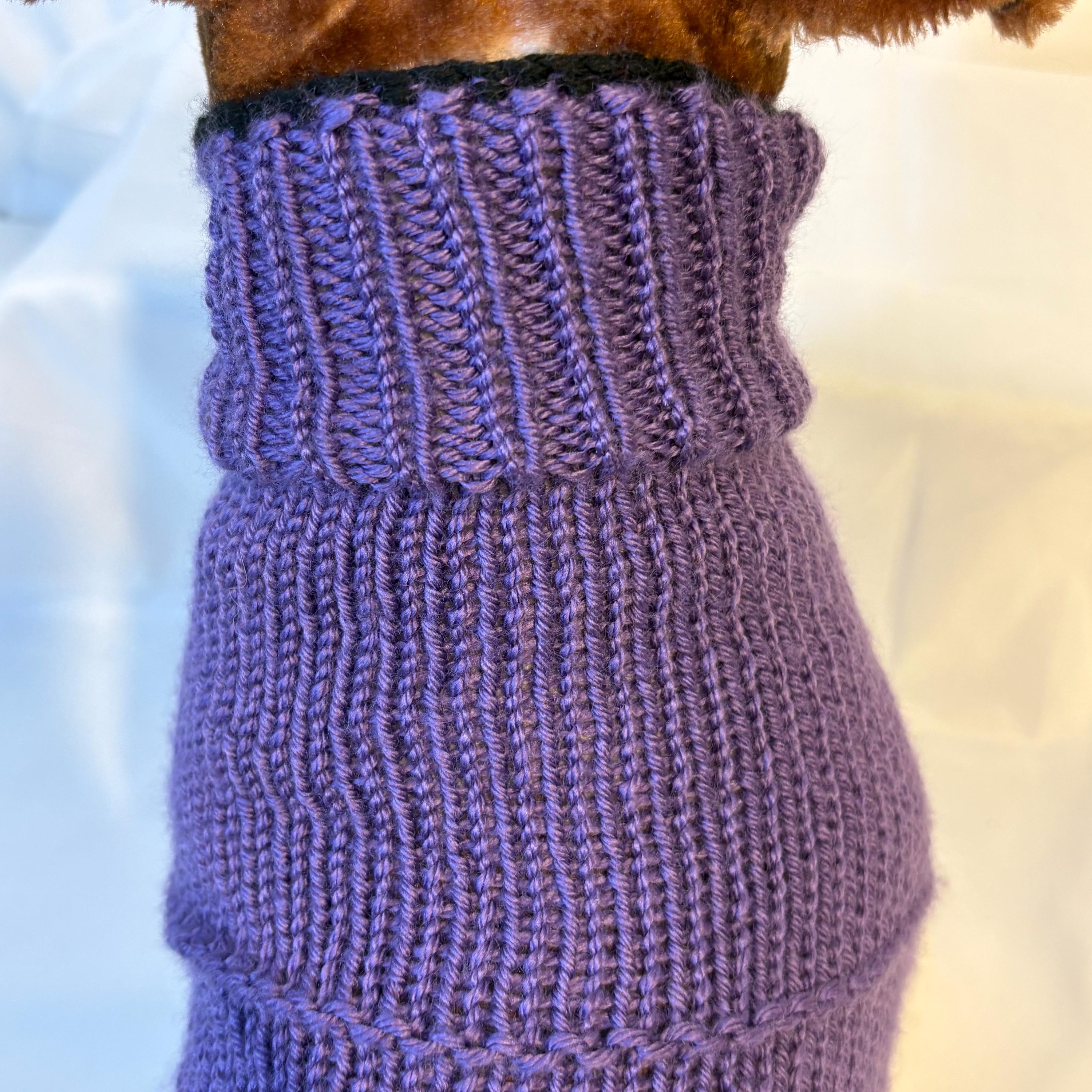 Dog (pet) sweater