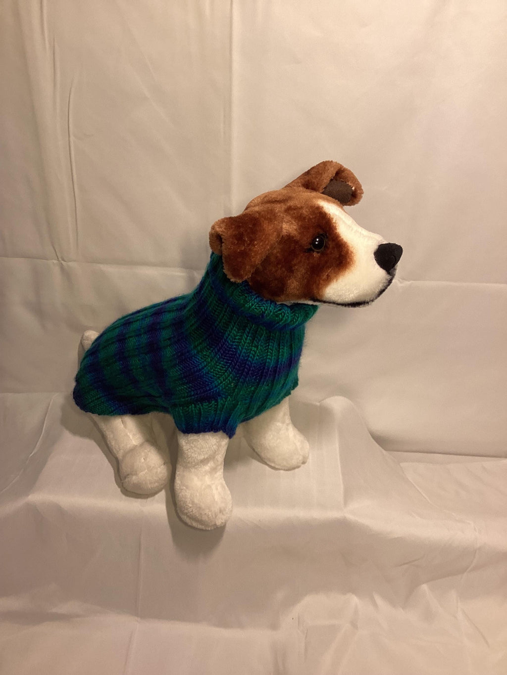 Dog (pet) sweater, Small (11-25 lbs)