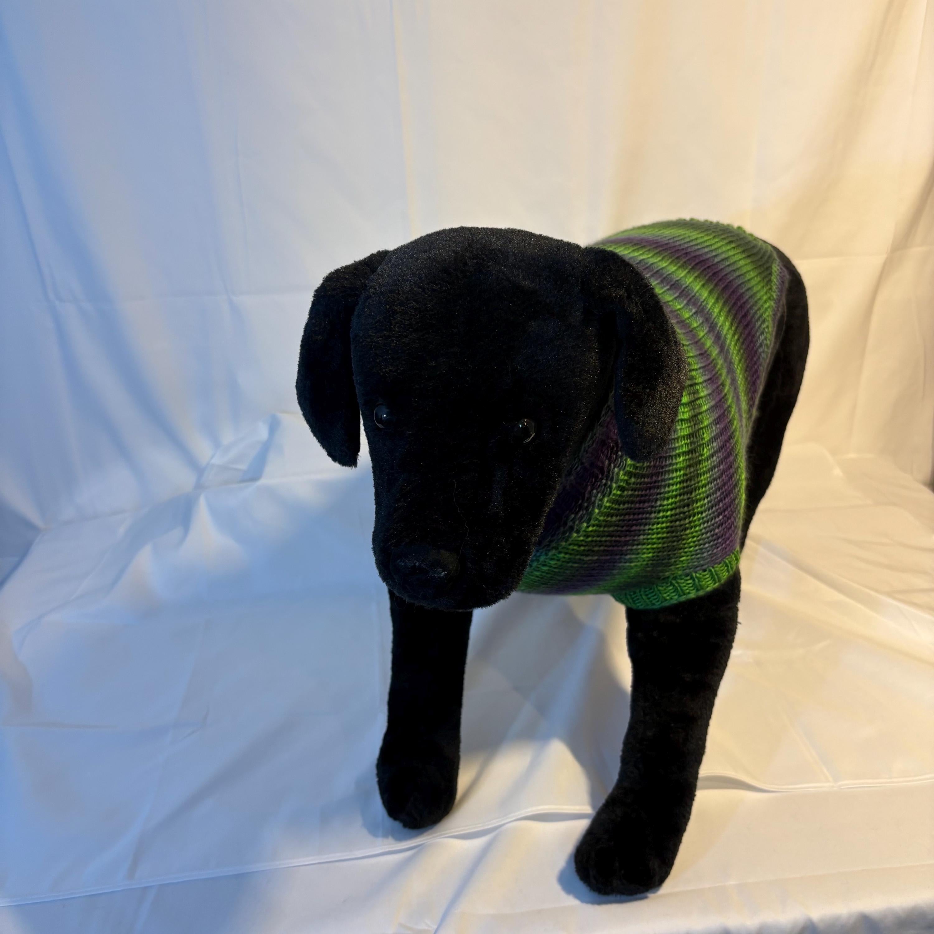 Dog (pet) sweater - X-Large 71-90 lbs